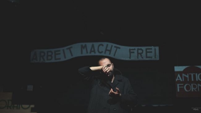“Villaggio Dachau”: vacanza in un campo di concentramento